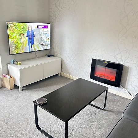 Paisley Central Apartment #3 מראה חיצוני תמונה