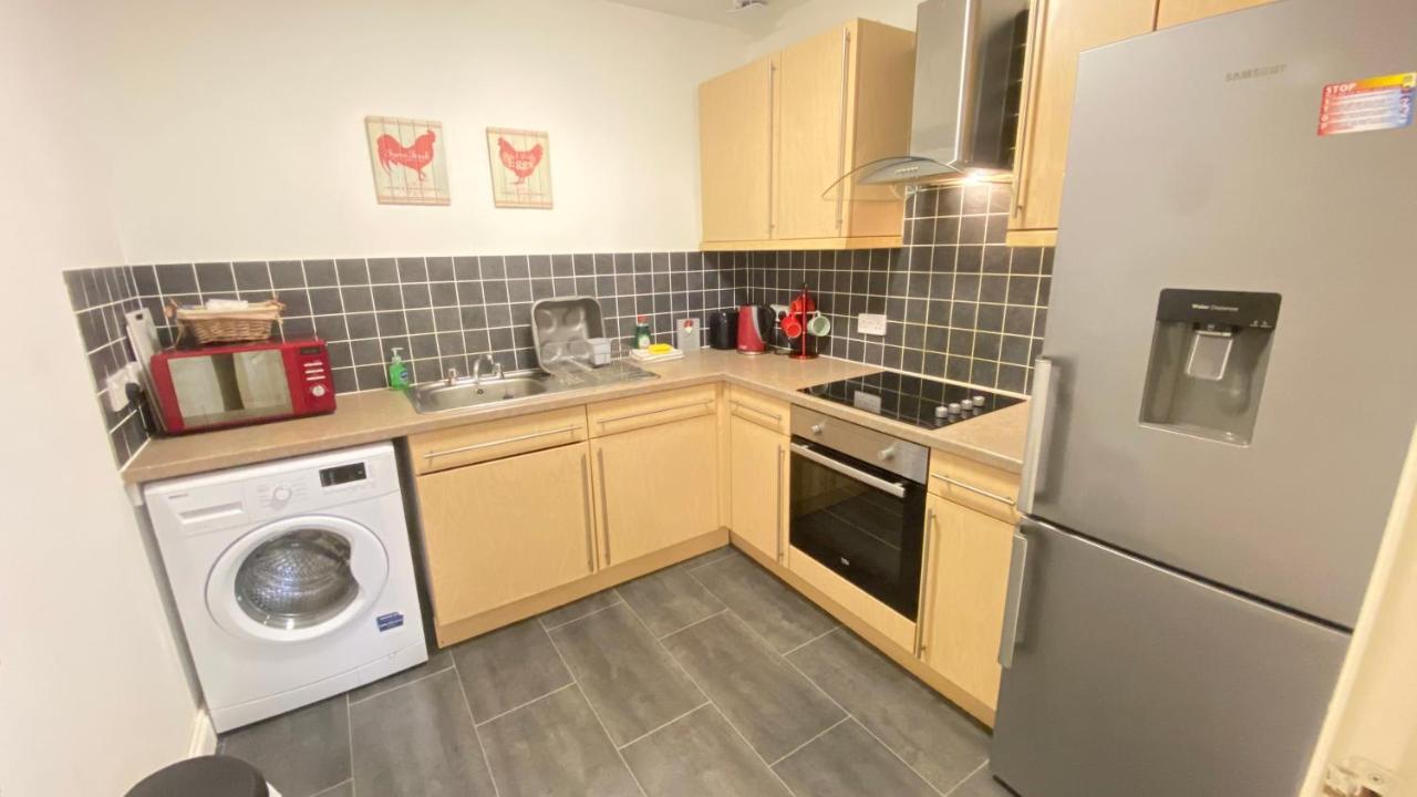 Paisley Central Apartment #3 מראה חיצוני תמונה