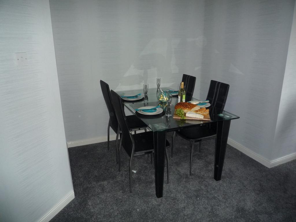 Paisley Central Apartment #3 מראה חיצוני תמונה
